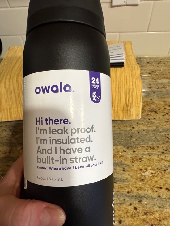Owala FreeSip Insulated Water Bottle — Black - Picture 4 of 8